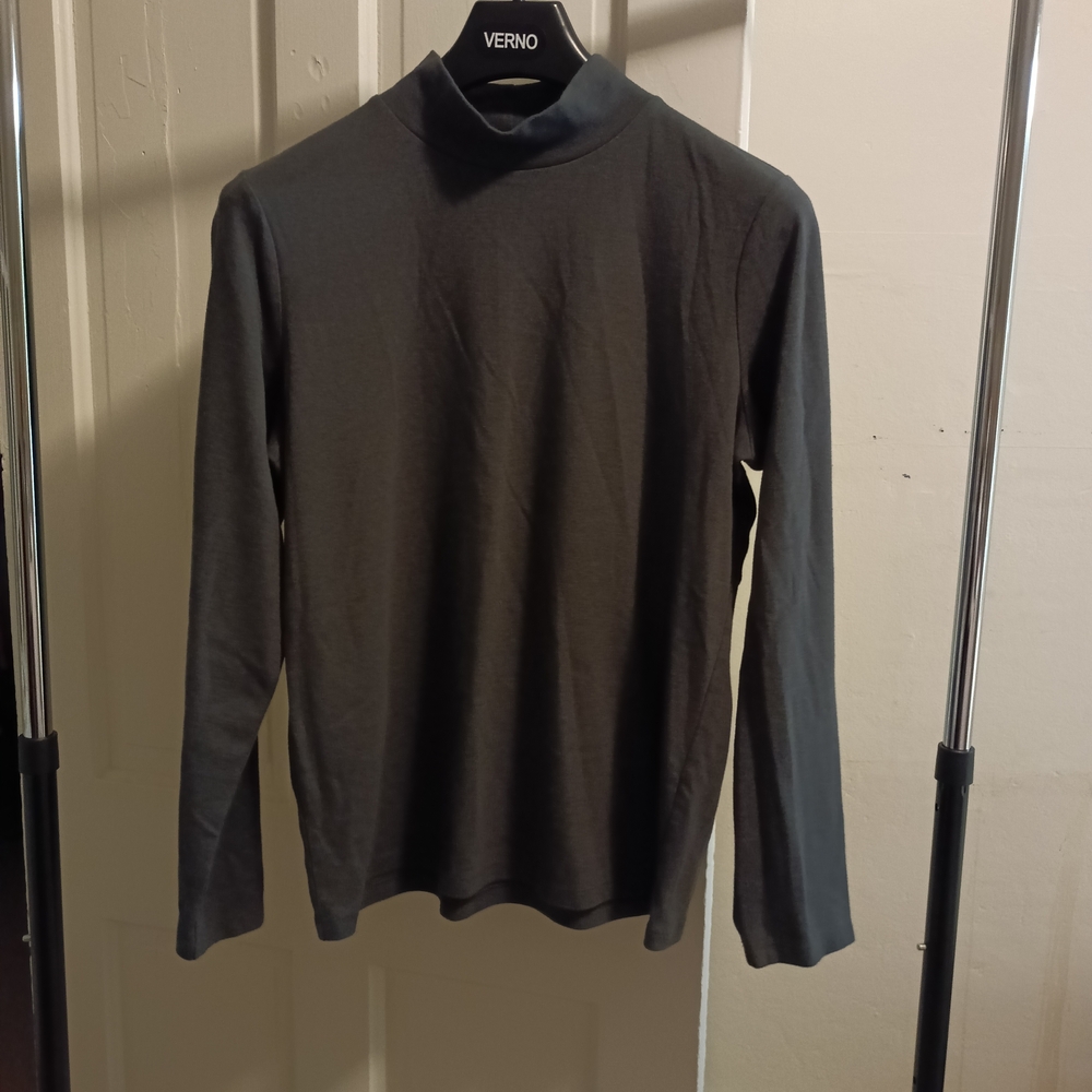 St. John's Bay Gray Turtleneck Sweater
